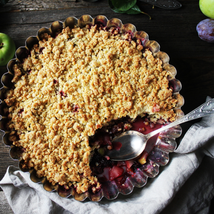 Sloe gin crumble - SuperValu